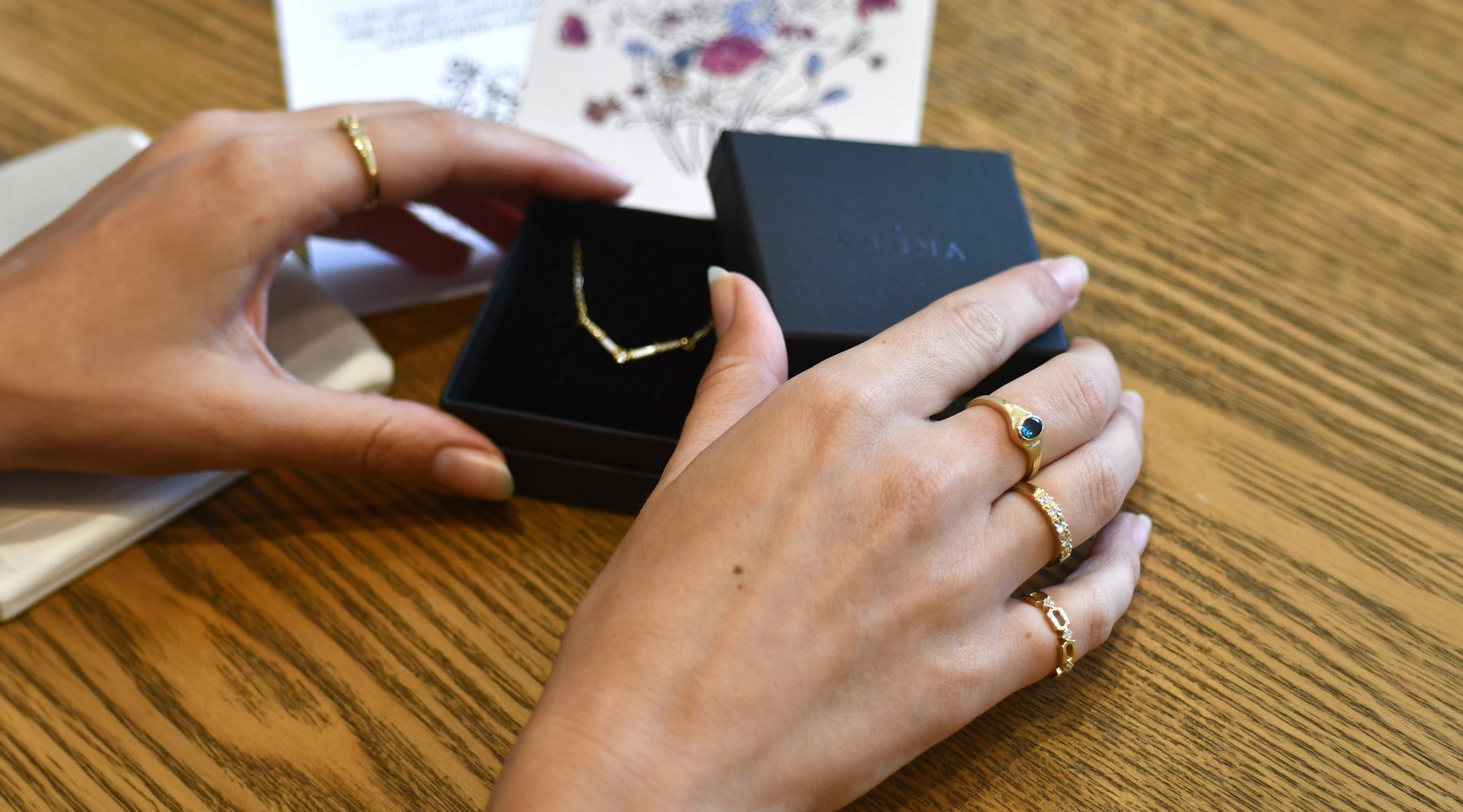New in jewlary banner - hand packaging jewellery