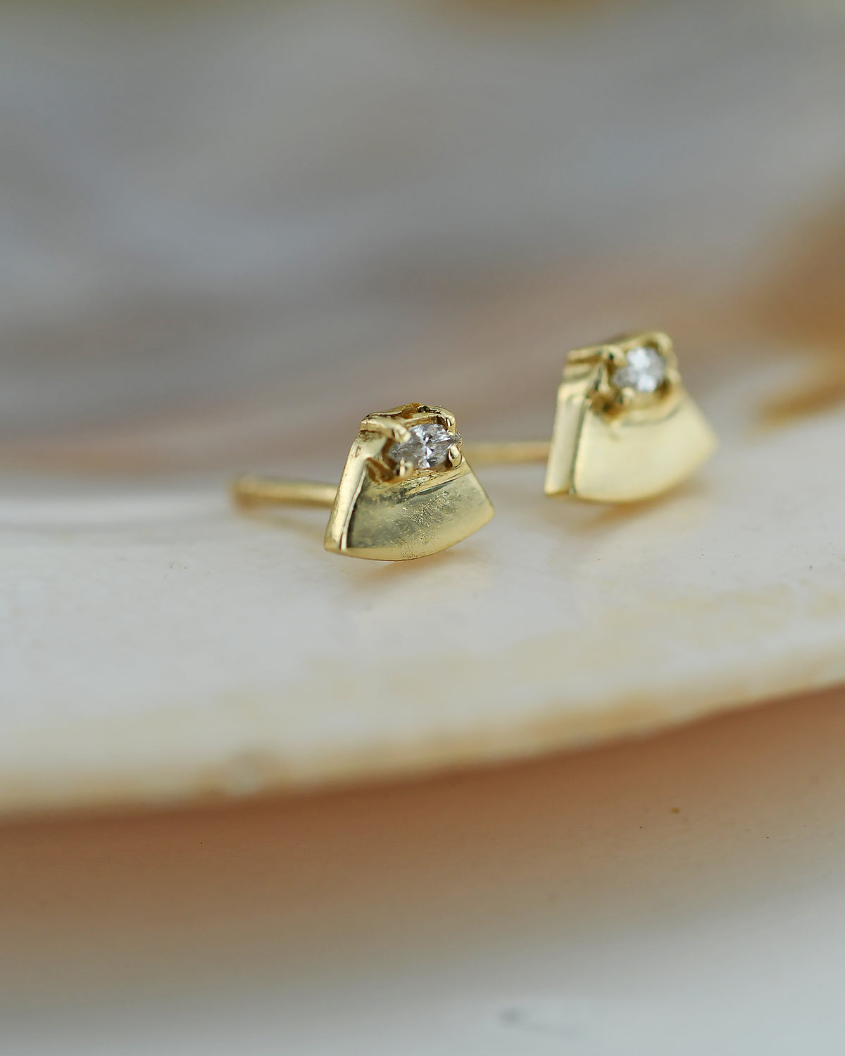 Nefertiti diamond earrings