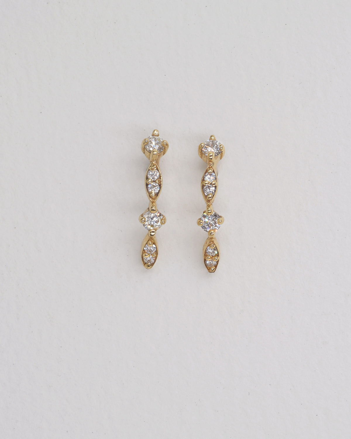 Ivy White Diamonds Earrings