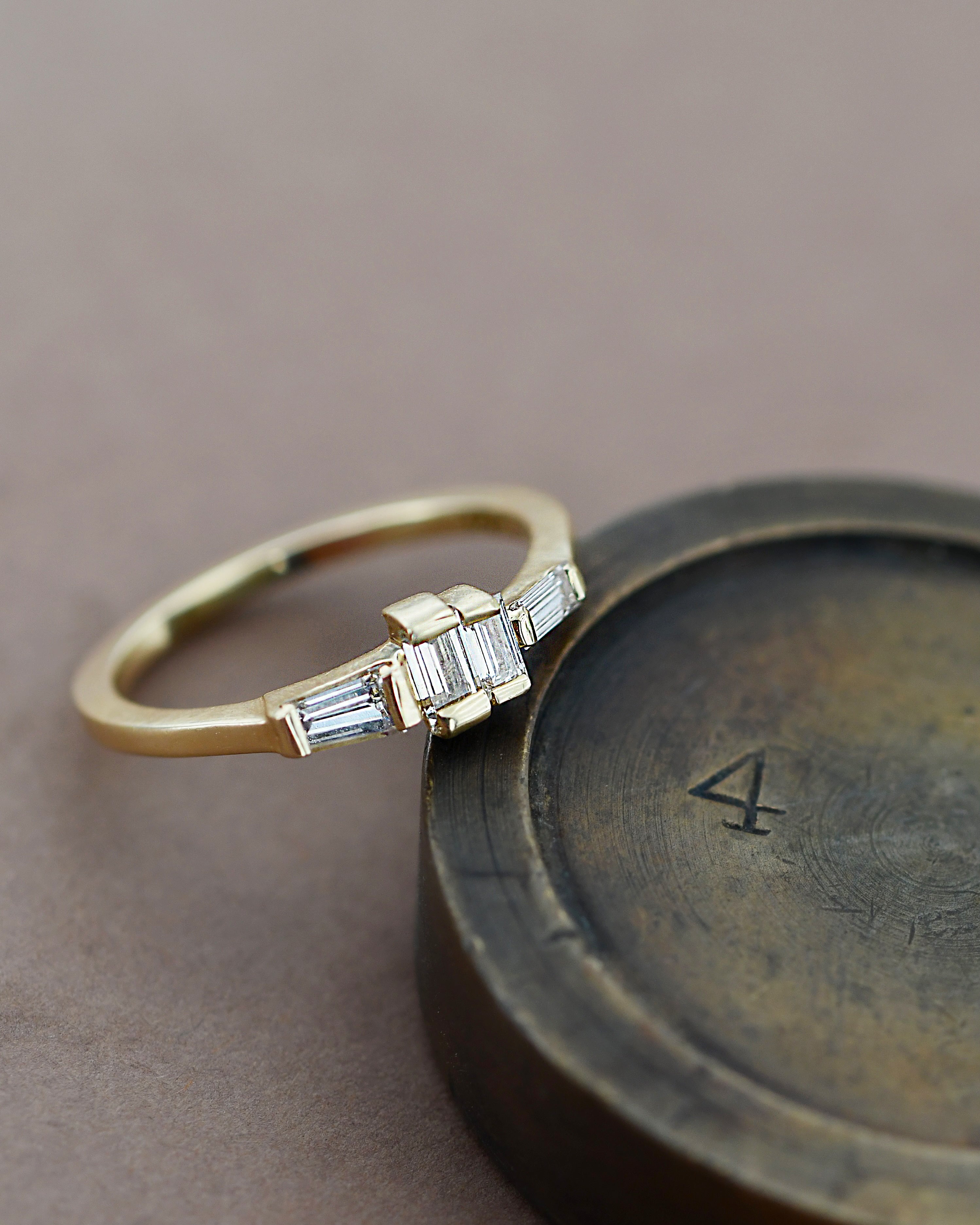 big apple white diamonds