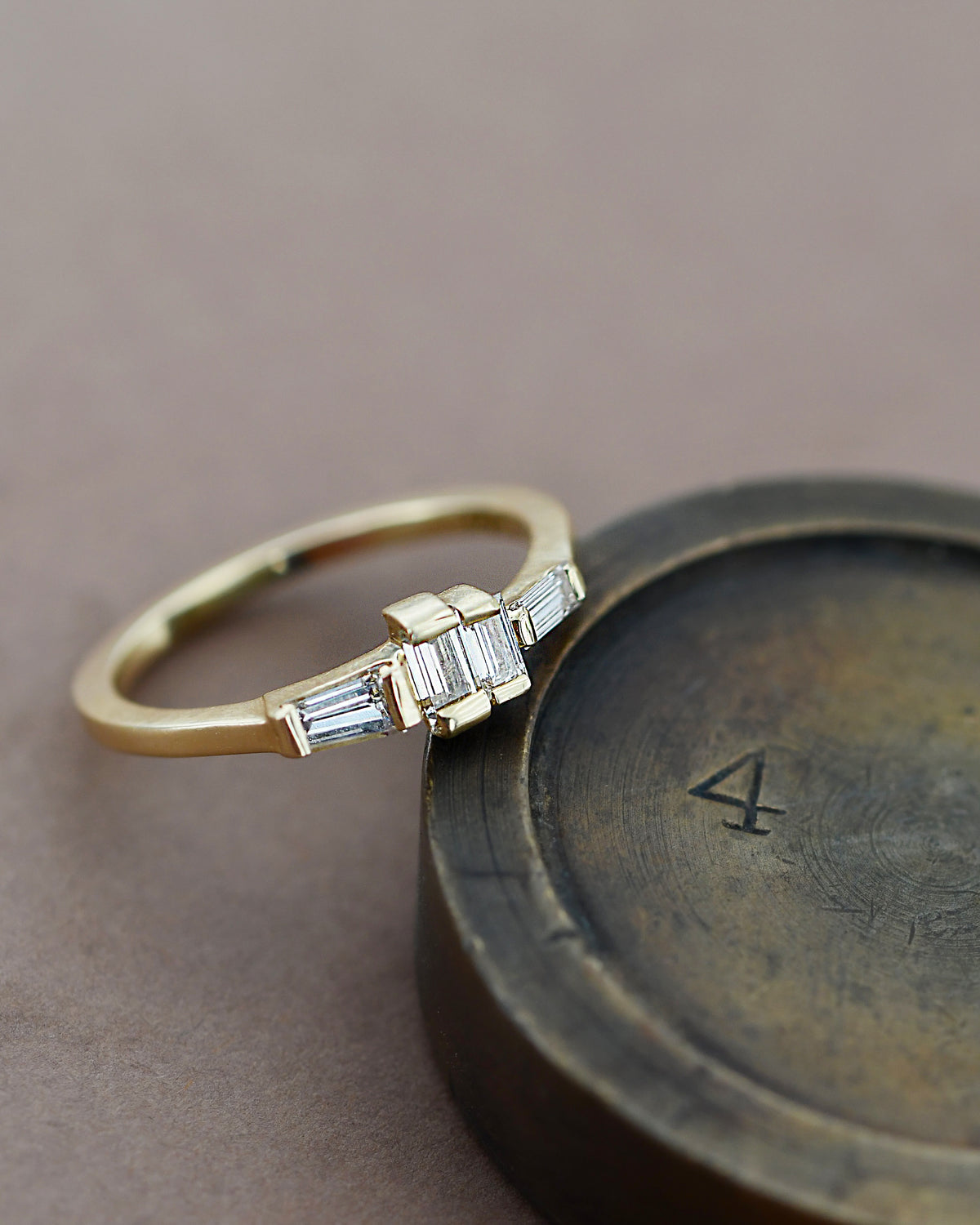 big apple white diamonds