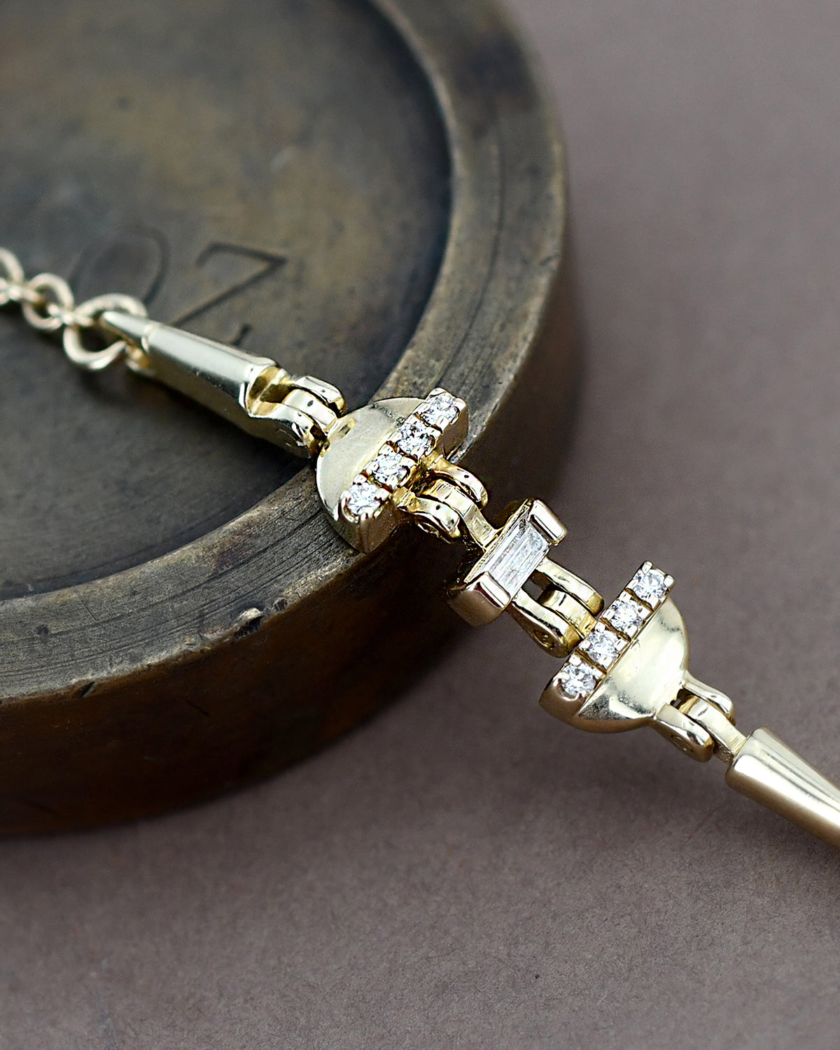 full moon white diamond bracelate