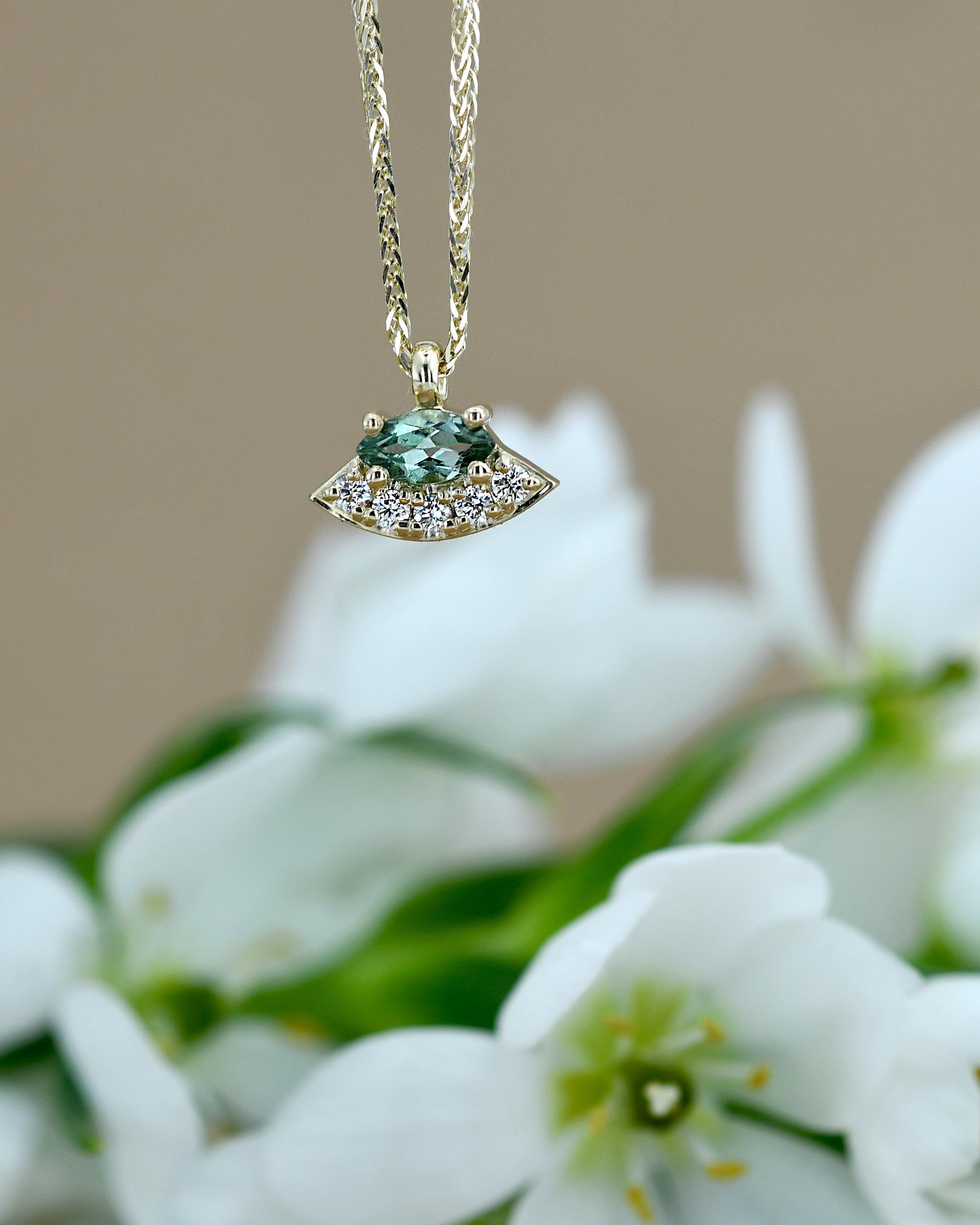14k gold tourmaline and diamonds necklace
