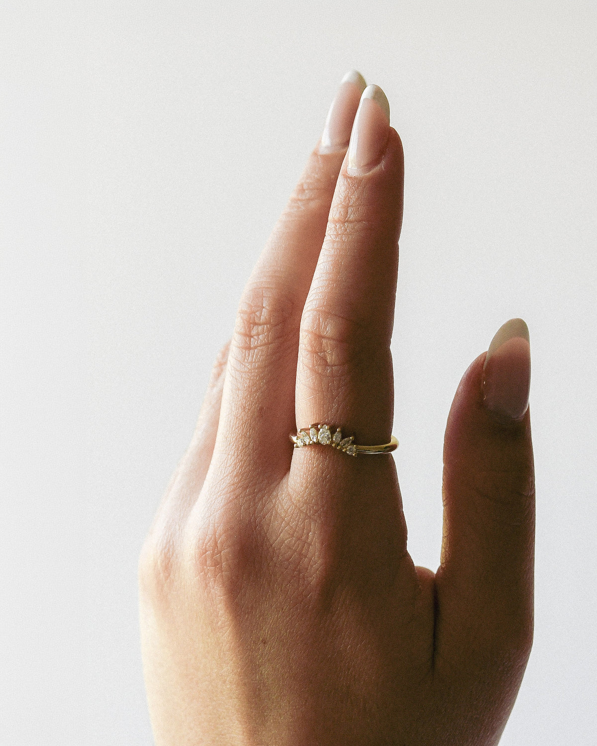 Tiara White Diamonds Ring