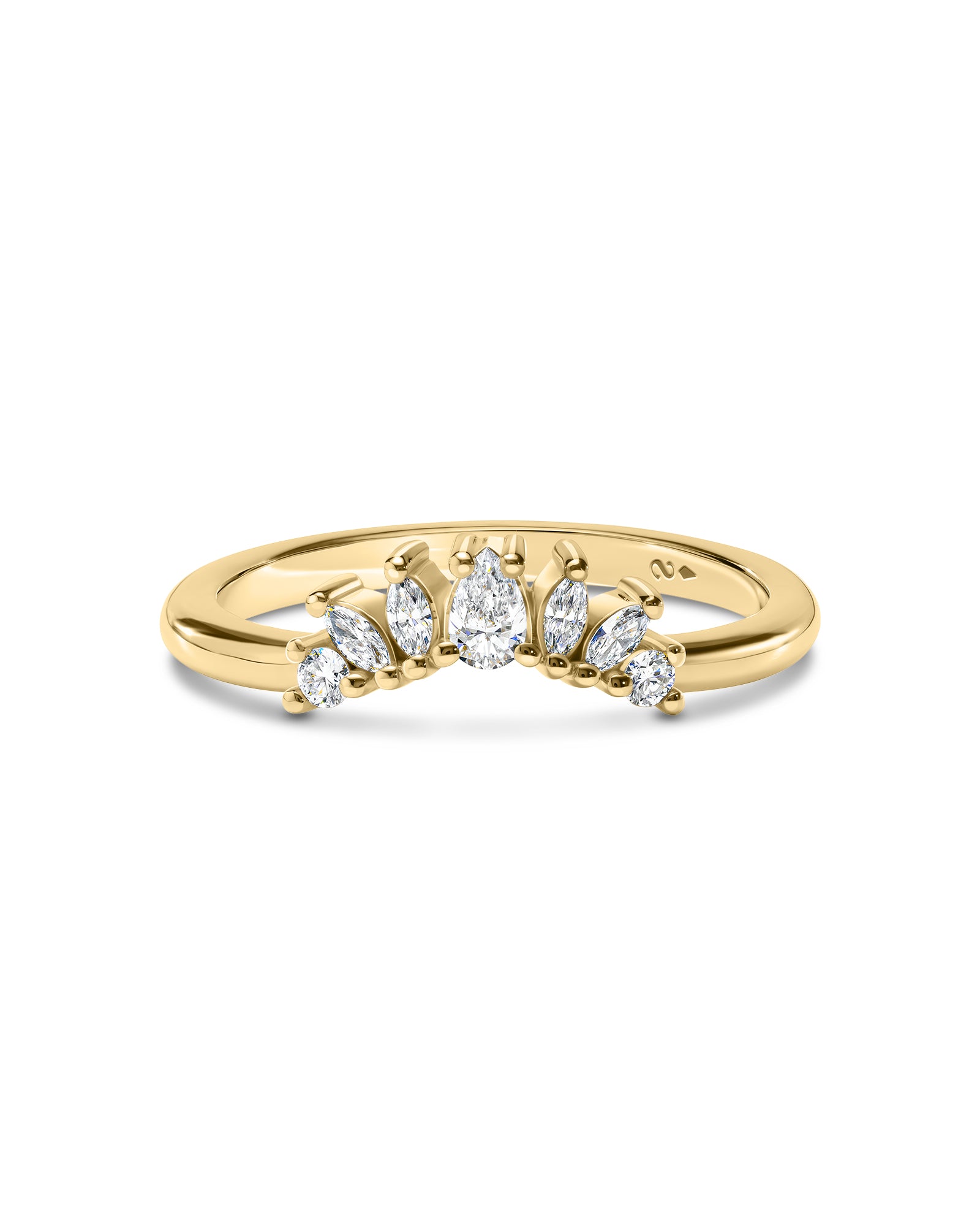 white diamonds gold ring